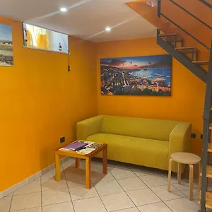 casa-delle-donne-3.hotels-amalfi.com/
