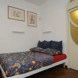 jean-carlos-house-in-the-old-town.hotels-amalfi.com/